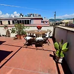 Classicosuitetti Attico Con Terrazzo Al Piano