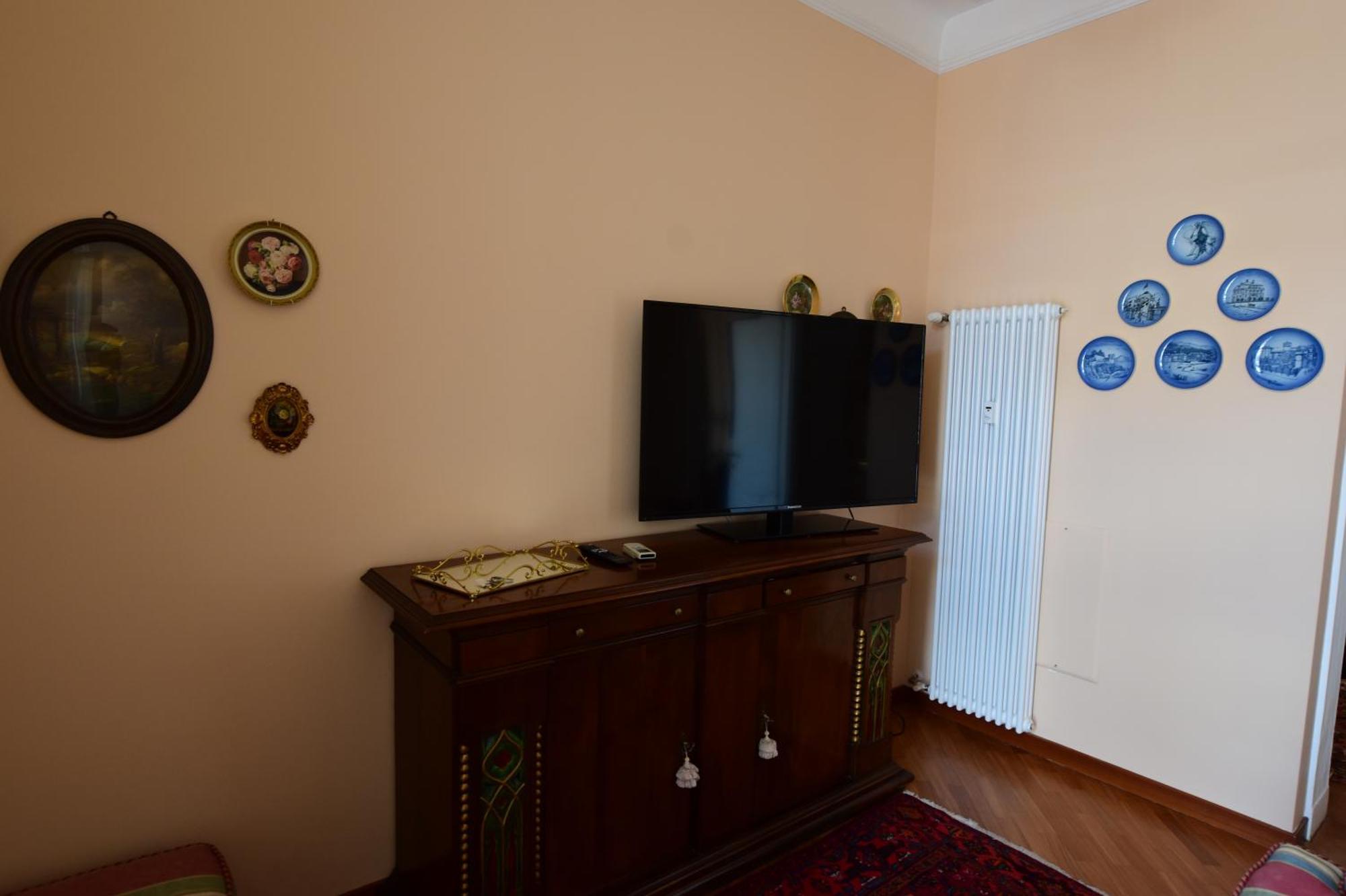 Classicosuitetti Attico Con Terrazzo Al Piano Apartment Genua