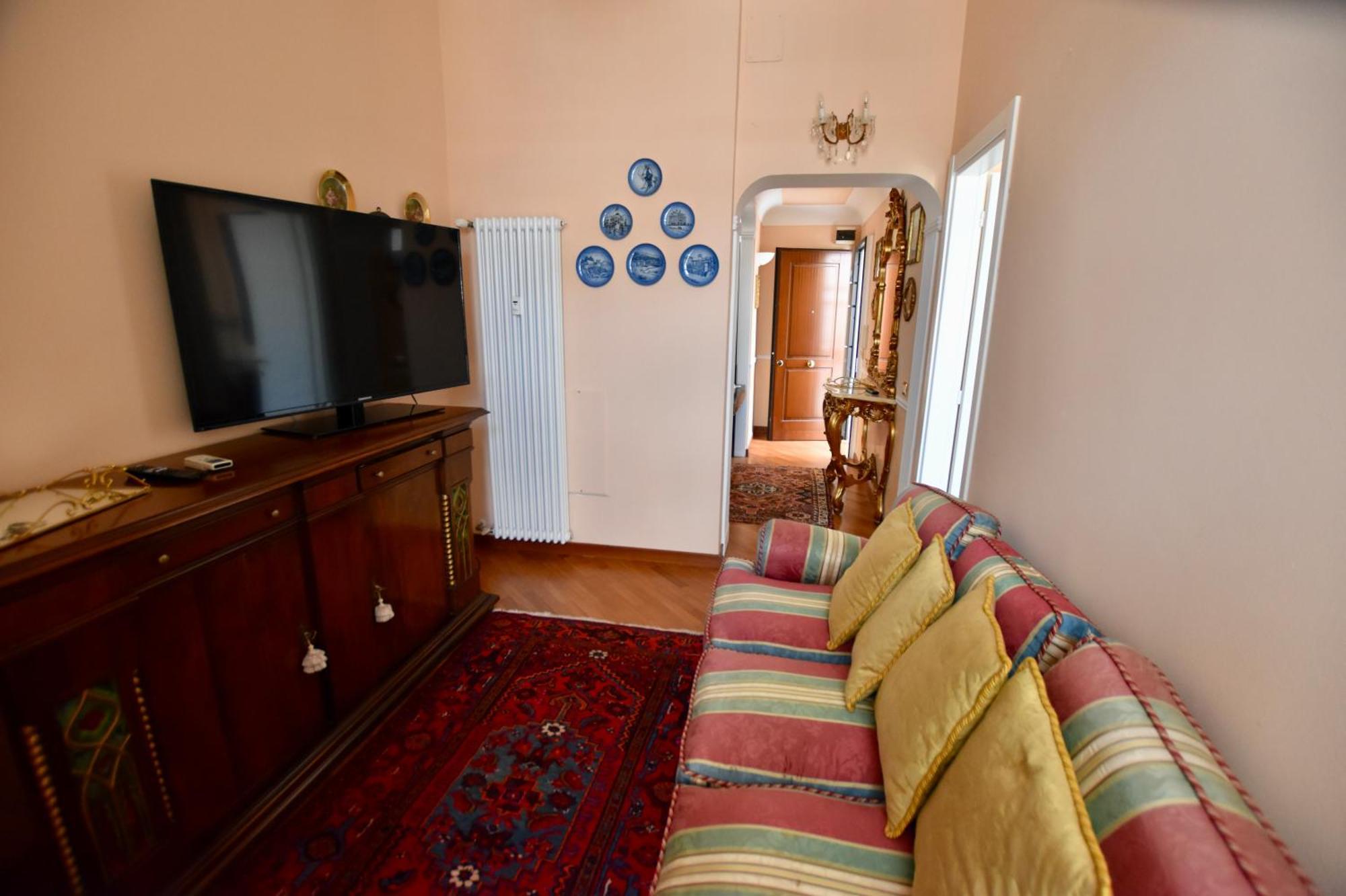 Apartment Classicosuitetti Attico Con Terrazzo Al Piano Genua